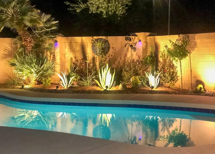 Holiday home Pool, Putting Green, Fire Pit: Elegant *