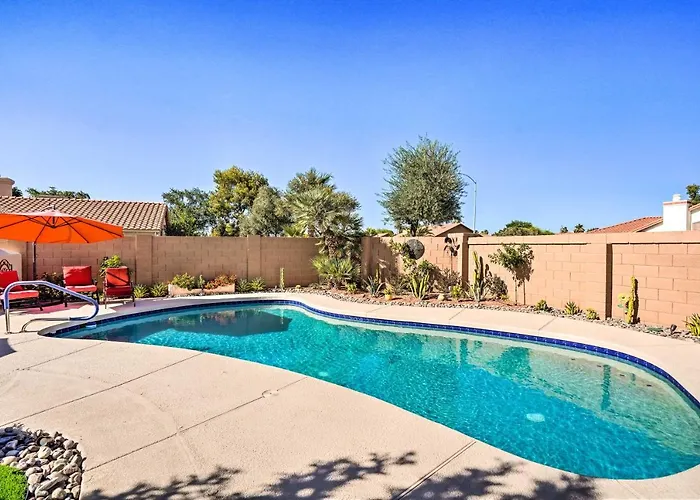 Holiday home Pool, Putting Green, Fire Pit: Elegant