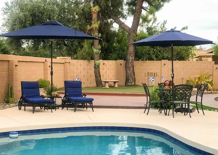 Holiday home Pool, Putting Green, Fire Pit: Elegant